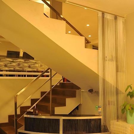Benito Residence Tangerang Luaran gambar