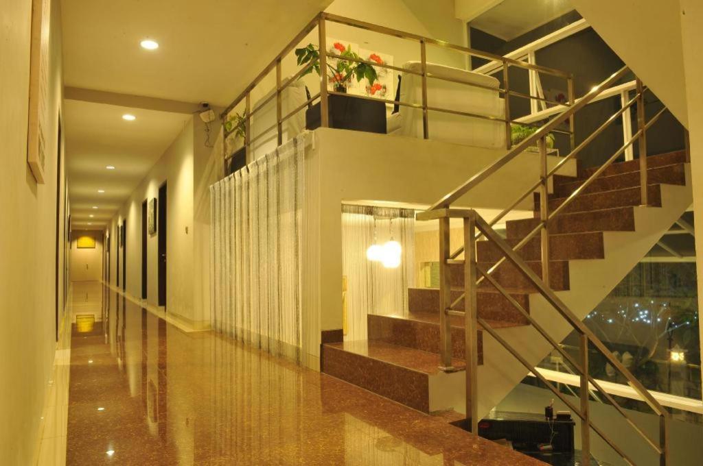 Benito Residence Tangerang Luaran gambar
