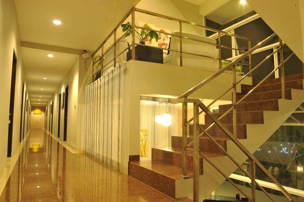 Benito Residence Tangerang Luaran gambar
