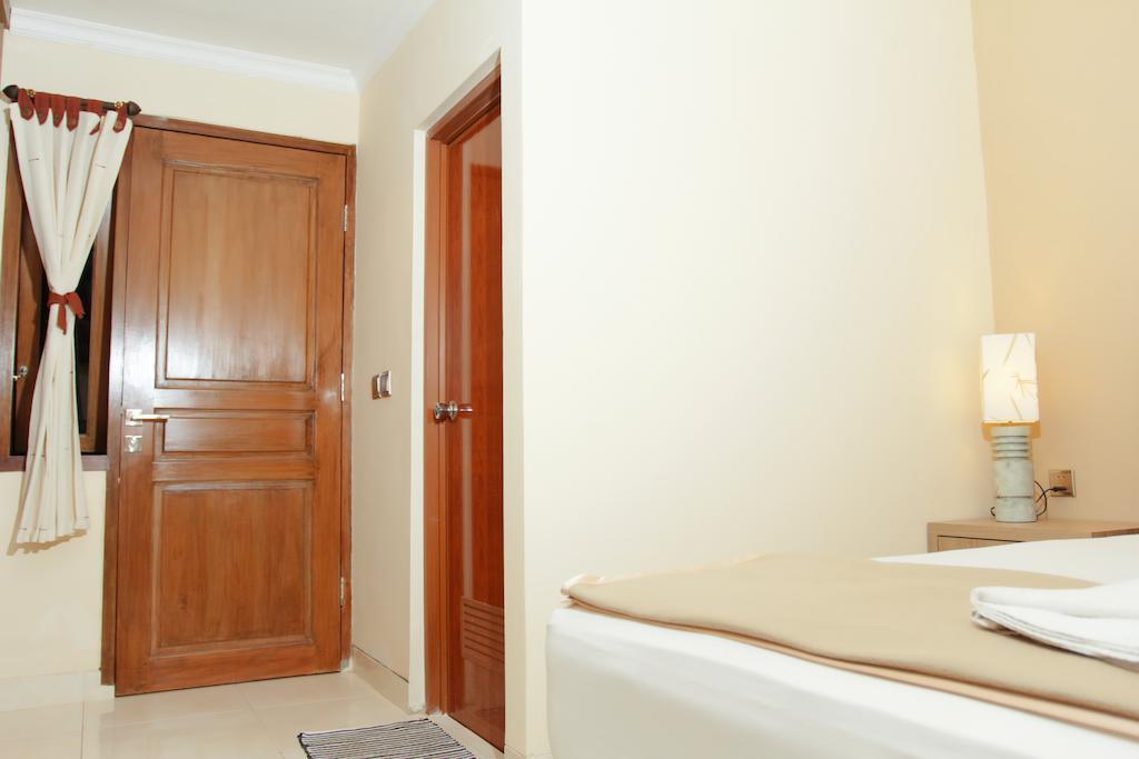 Benito Residence Tangerang Luaran gambar